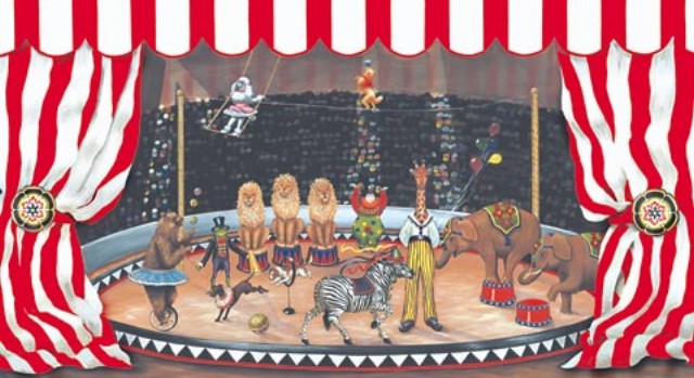 circus_with_red__white_awning_5814720.jp